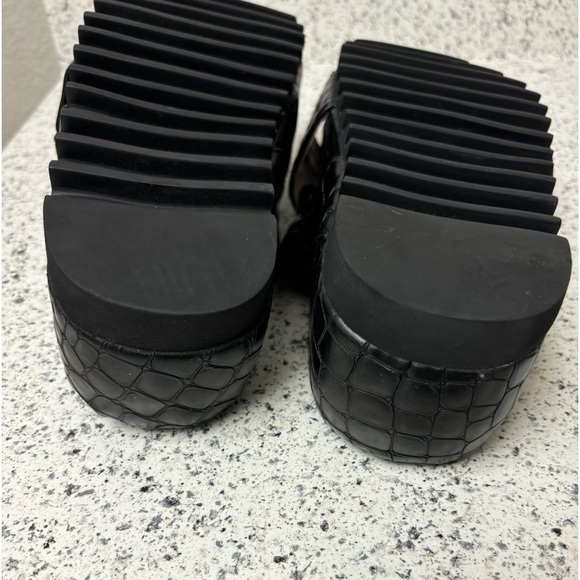 JEFFREY CAMPBELL Menorca 3X Sandal Black Croc Leather Platform Slide Size 8 - Picture 5 of 6
